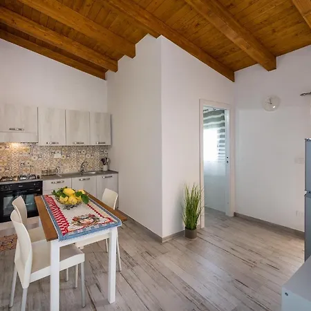 Lo Stazzone Apartmán